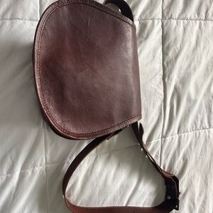 Brown Leather Messenger Bag with Vintage Design